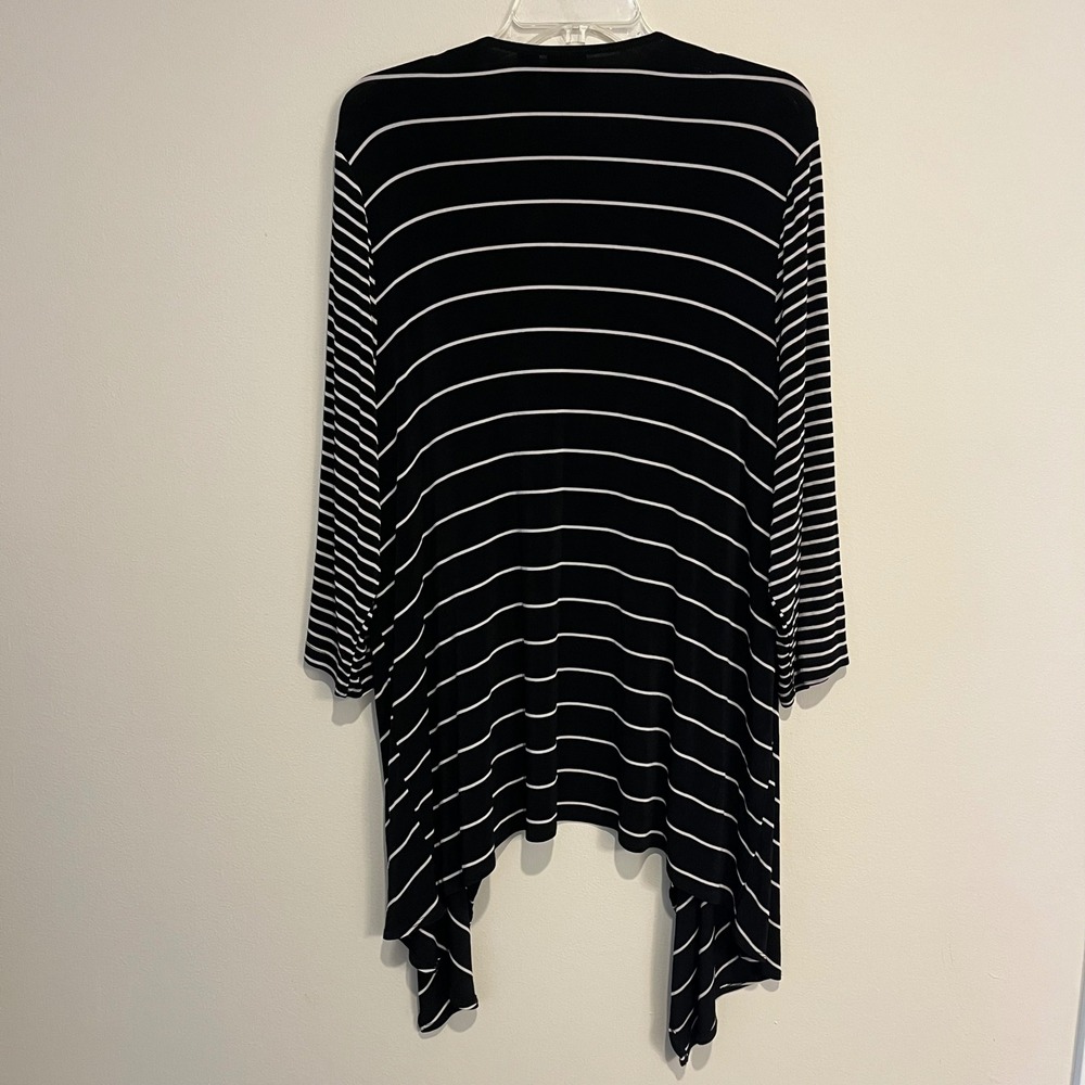 Chico's Travelers Black White Striped Open Front Draped Cardigan Size 4 XXL - Picture 2 of 5